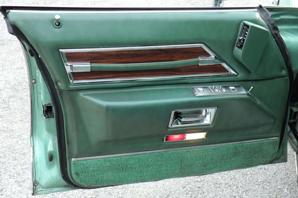 Cadillac Sedan De Ville 1971