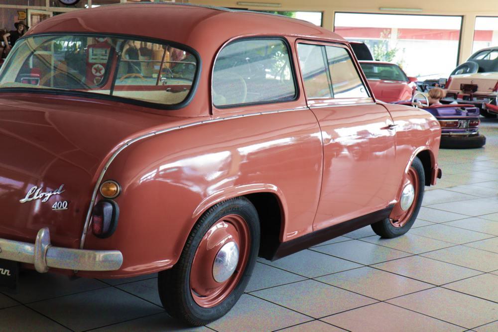 Lloyd LP 400 Schiebedach-Limousine 1955
