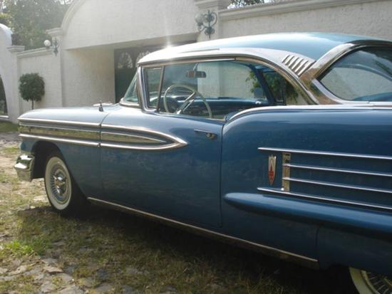 Oldsmobile Super 88 Holiday Coupe 1958